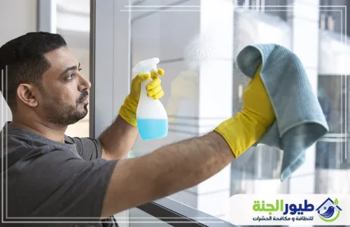 احصل على منزل يلمع بلمسة خبراء! نقدم خدمة تنظيف بالساعة في العين بدقة عالية وأمان تام لراحتك وراحة عائلتك.